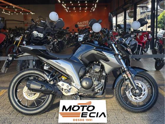 YAMAHA FZ25 FAZER ABS 